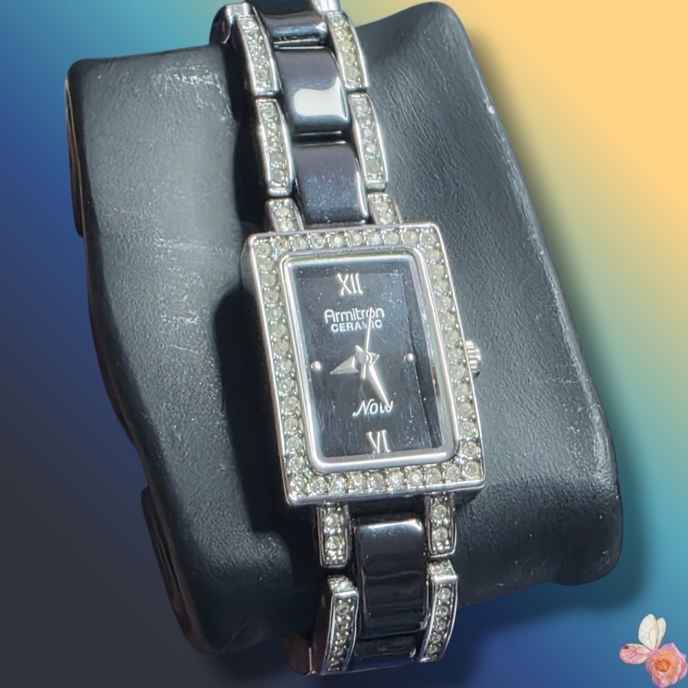 Armitron Ceramic Watch Women 17mm Crystal Silver Tone Black Needs Battery 7.25"